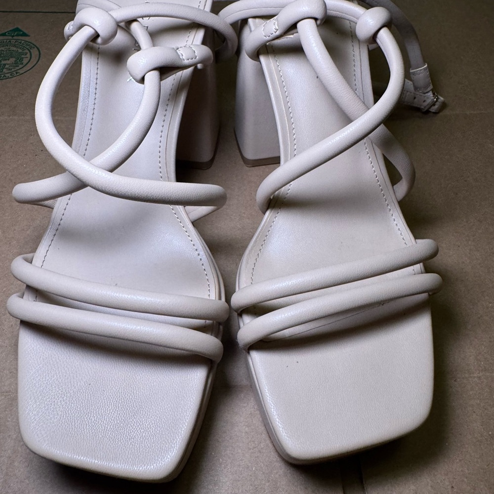 Beige heels size 6 women